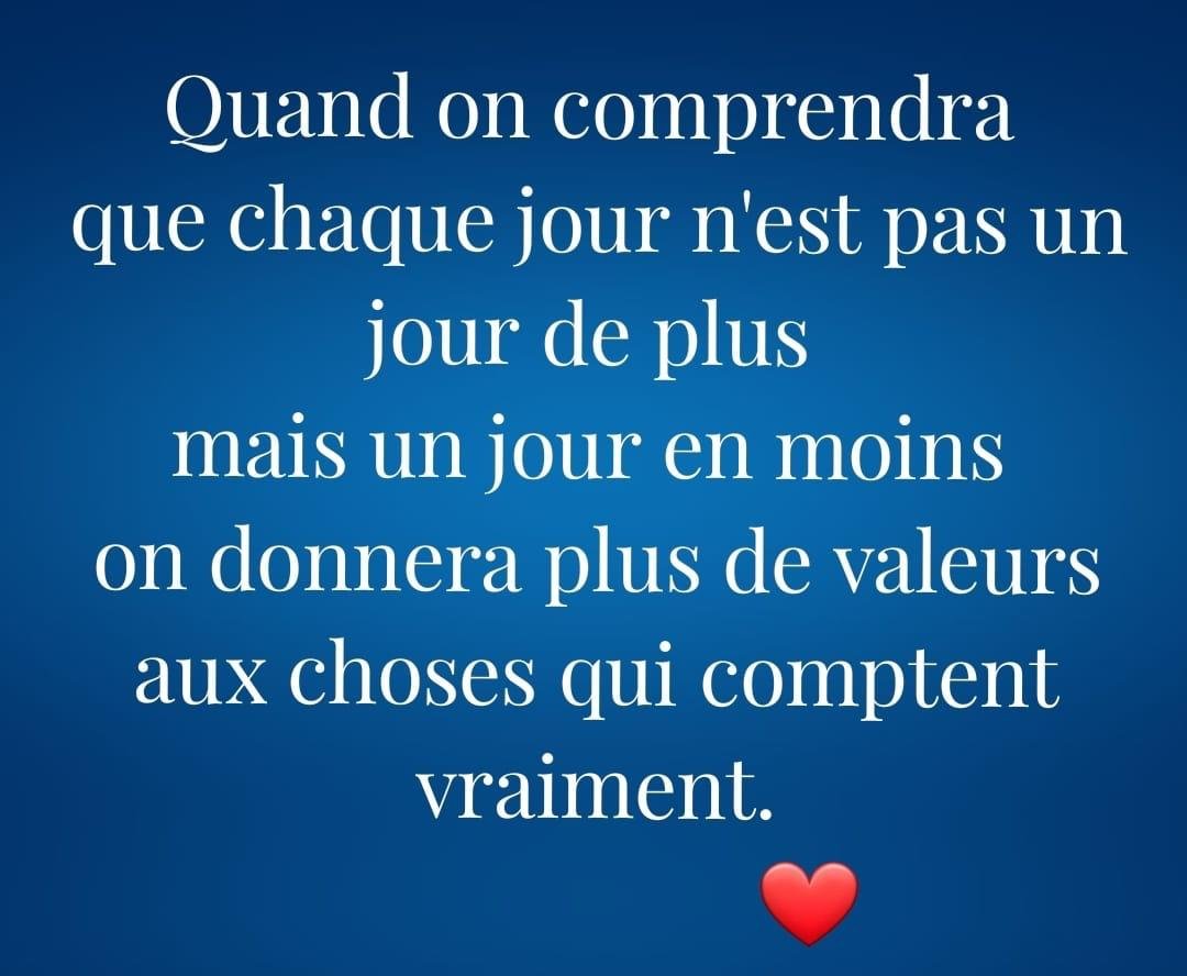 LE PASSÉ N'EXISTE QUE DANS NOS SOUVENIRS, LE FUTUR N'EXISTE QUE DANS NOS PROJETS. LE PRÉSENT EST NOTRE SEULE RÉALITÉ